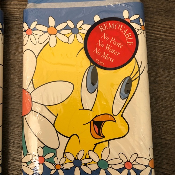 🆕 Looney Tunes self stick Border Tweety Bird (you get two) 10 yard x 6.75inches - Picture 4 of 9